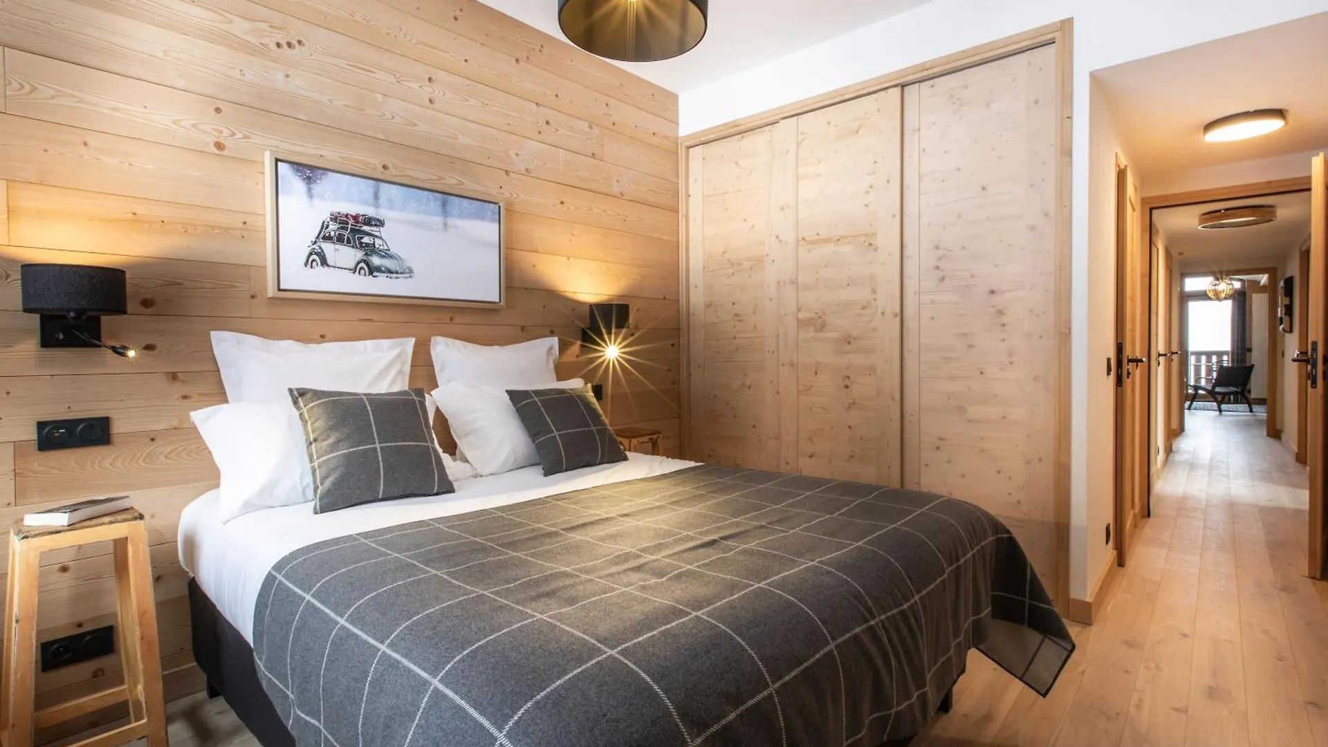 Snoroc By Daddy Pool- Terresens Hotel La Plagne