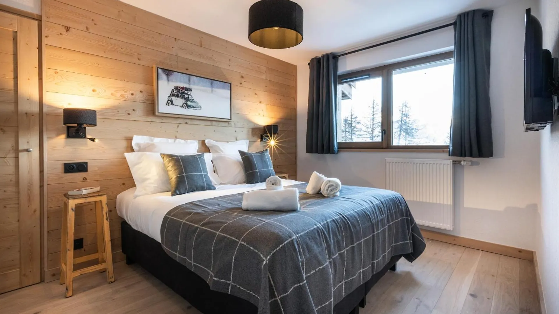Snoroc By Daddy Pool- Terresens Hotel La Plagne France