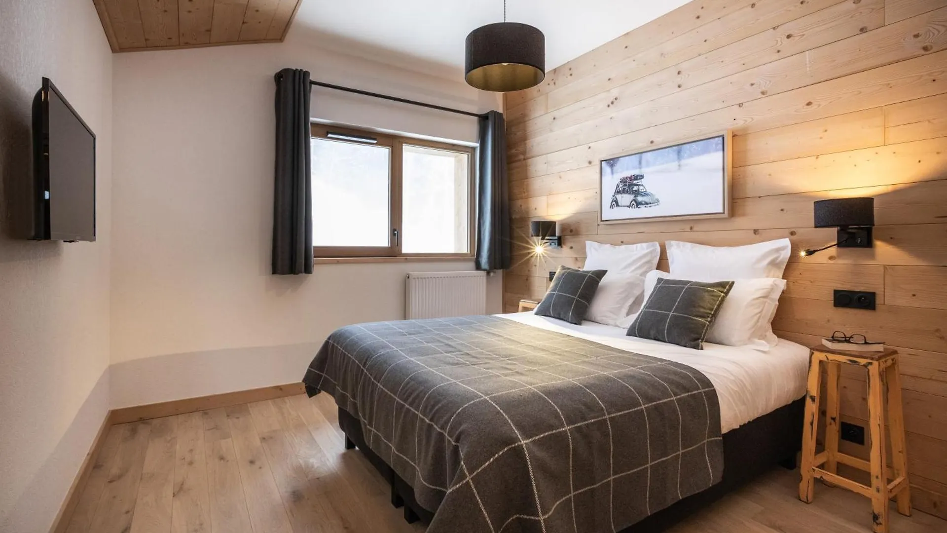 Snoroc By Daddy Pool- Terresens Hotel La Plagne